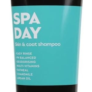 Animology Spa Day Dog Shampoo 250ml | Easy Rince |PH Balanced | Deodorising | Multi Vitamins Oatmeal, Chamomile & Argan Oil | 100% Vegan and Recyclable (14ANI71)