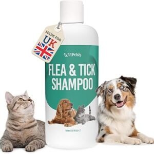 Petsly Tick & Flea Shampoo for Dogs & Cats - 500 ml - For Sensitive Skin